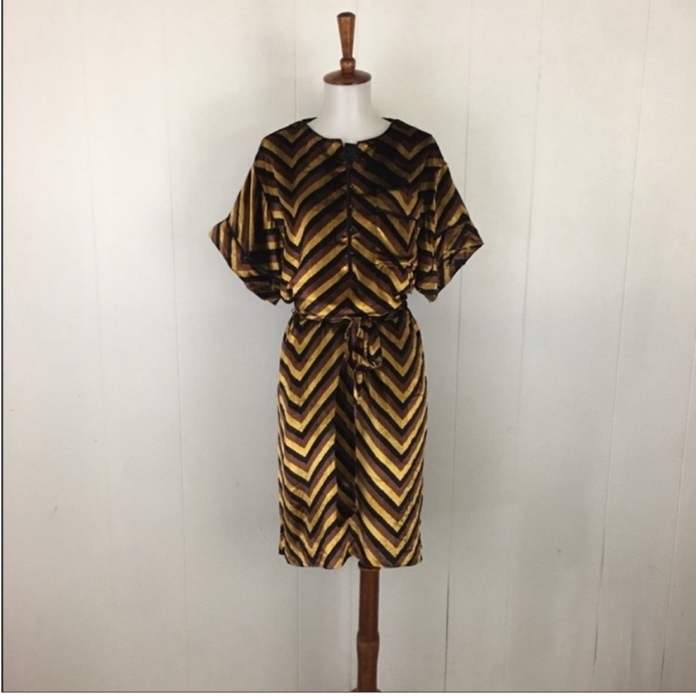 Marc Marc Jacobs SAMPLE Velvet Dress Women’s S Chevron Short Sleeve Crew Neck - Picture 9 of 9